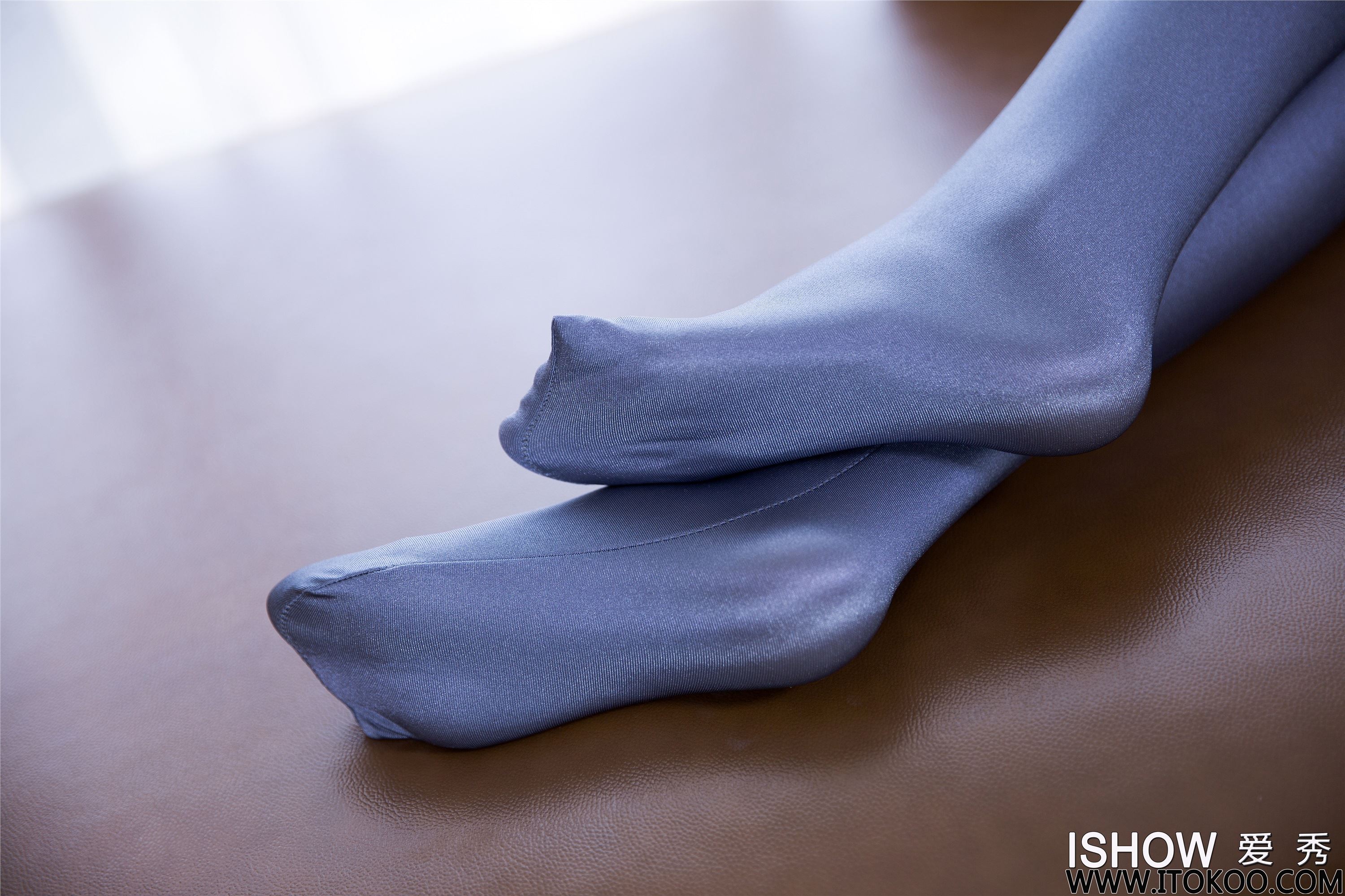 ISHOW爱秀 2021.10.01 NO.283 杨伊伊Eva